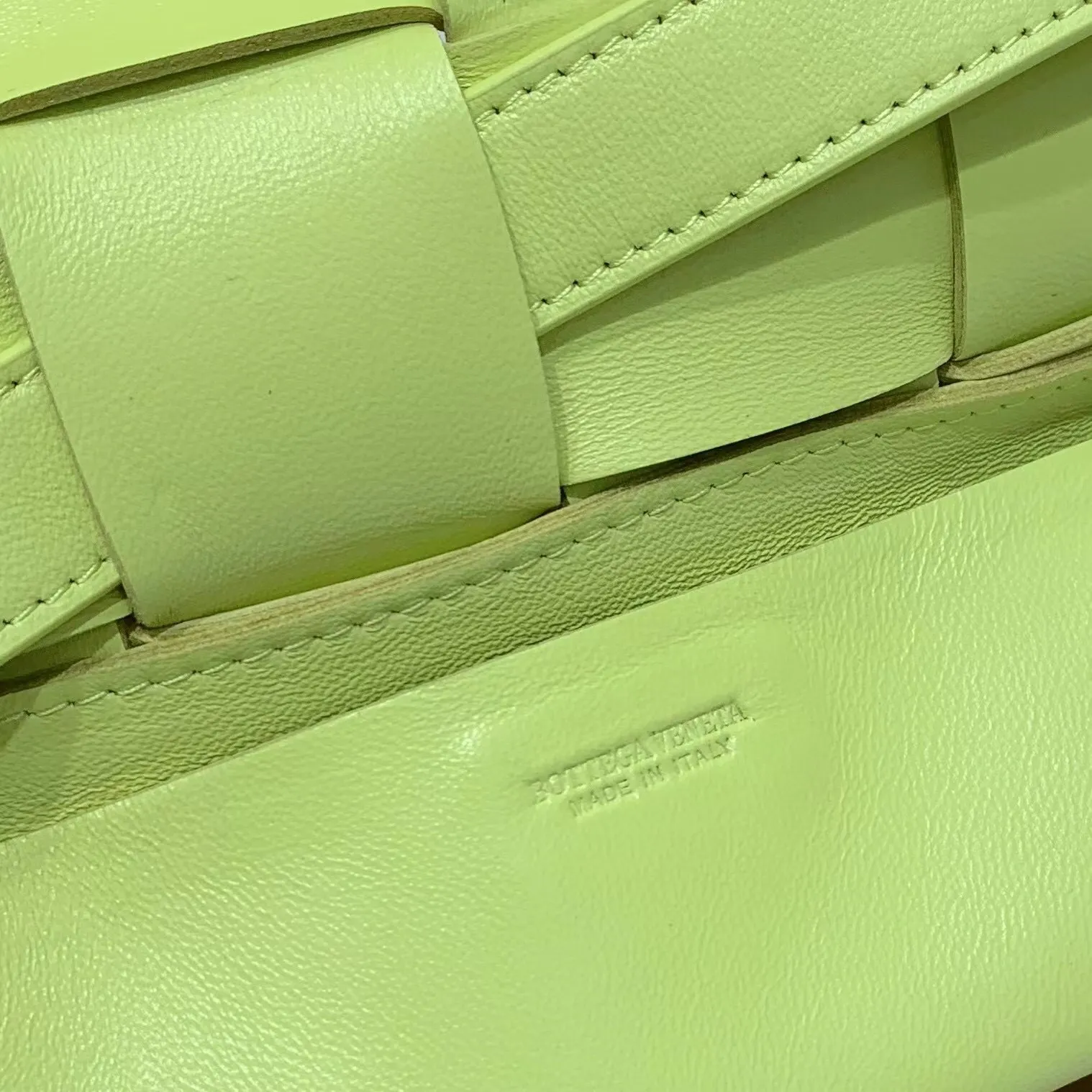 All categories 💚 Authentic bags 💚 BV 2025 new BV crossbody bag